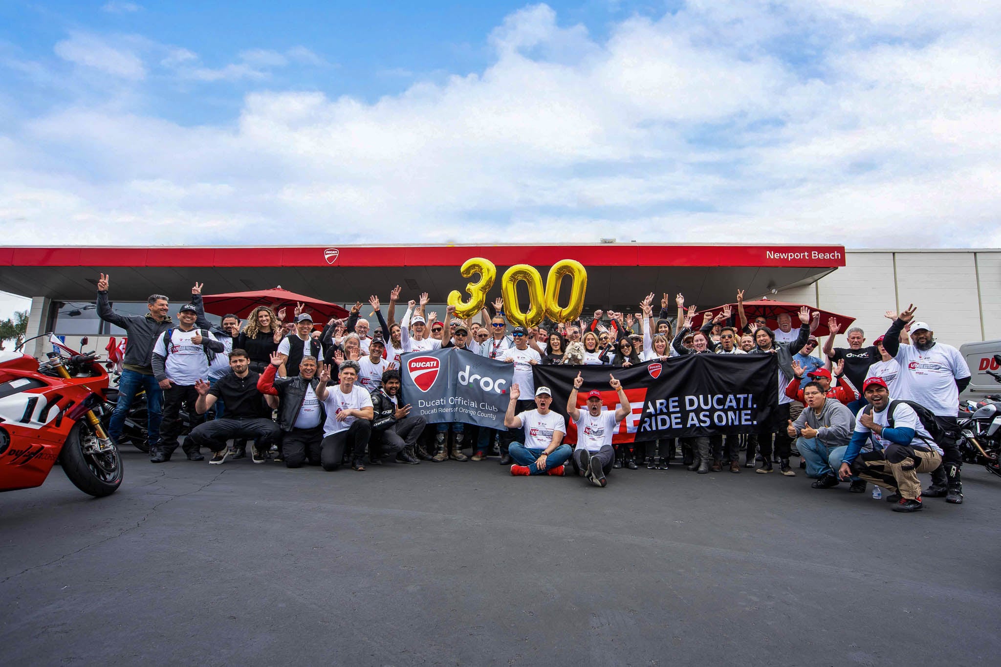 IG glenalynann.co werideasone2025 group picture at DNB straight