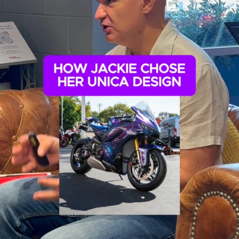 Ever wonder how this purple galaxy ended up on a Panigale V4R? 🌌 🔥 @renatobo got the chance to sit-down with @tecoms and…